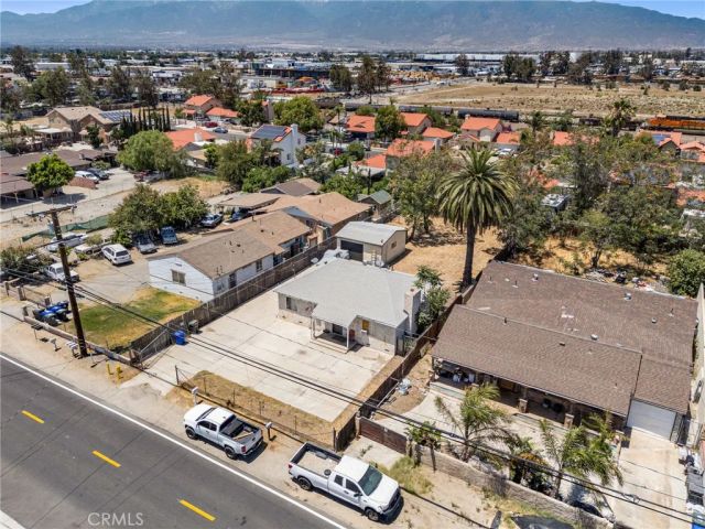15670 Ceres Avenue, Fontana, CA 92335