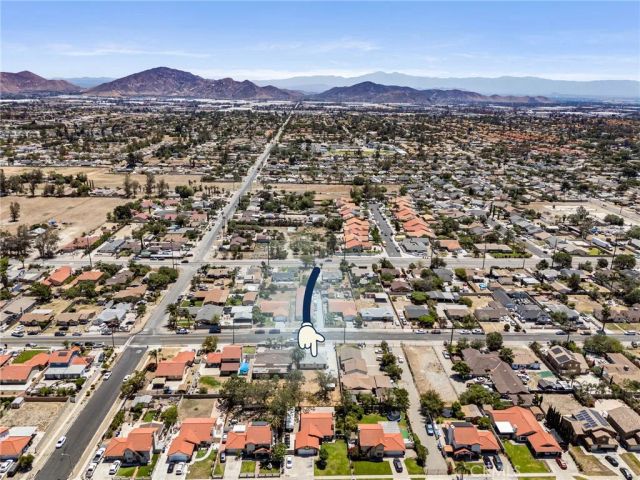 15670 Ceres Avenue, Fontana, CA 92335