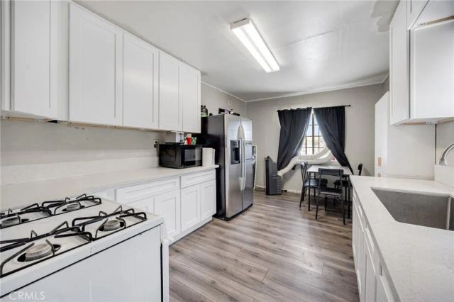 15670 Ceres Avenue, Fontana, CA 92335