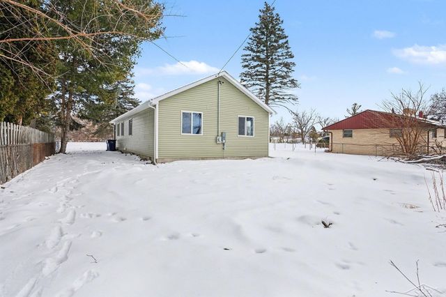 220 S Sherman Street, Bay City, MI 48708