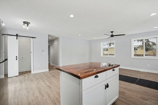 220 S Sherman Street, Bay City, MI 48708