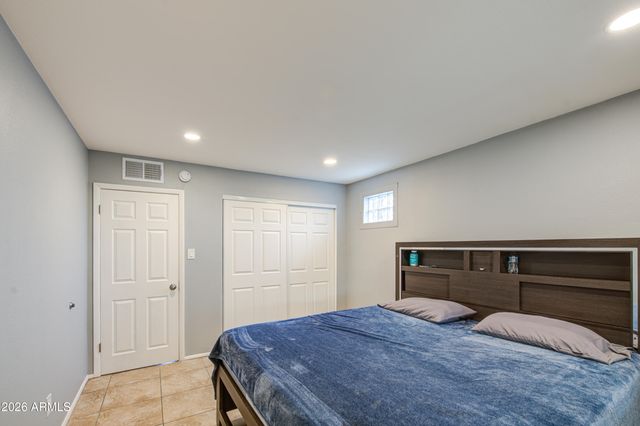 3802 N 79Th Avenue, Phoenix, AZ 85033