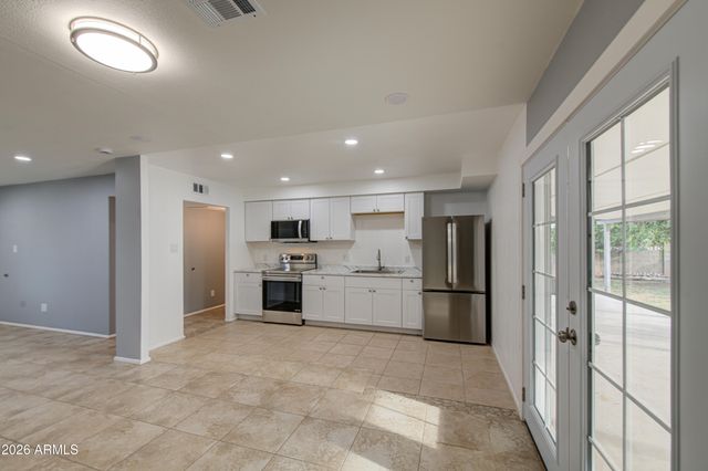 3802 N 79Th Avenue, Phoenix, AZ 85033