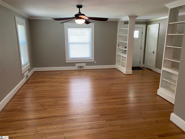 224 Irby Avenue, Laurens, SC 29360