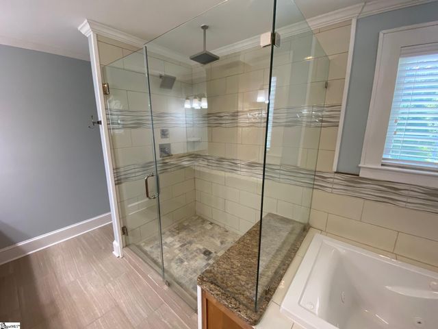 224 Irby Avenue, Laurens, SC 29360