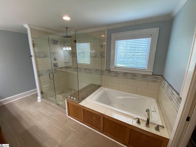 224 Irby Avenue, Laurens, SC 29360