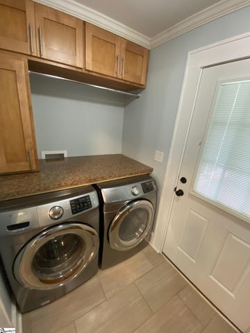 224 Irby Avenue, Laurens, SC 29360