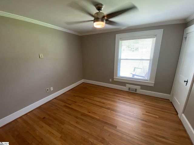 224 Irby Avenue, Laurens, SC 29360