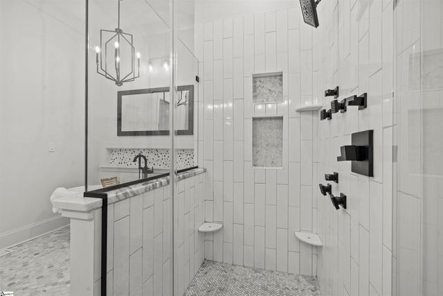 10 Harris Street, Greenville, SC 29601