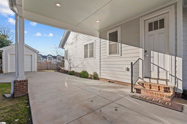 10 Harris Street, Greenville, SC 29601