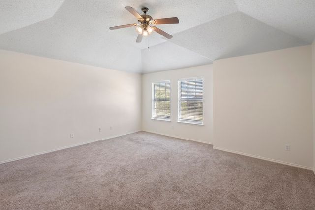 6917 Club Creek Drive, Fort Worth, TX 76137