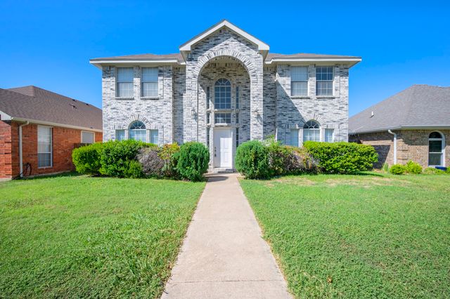 6917 Club Creek Drive, Fort Worth, TX 76137