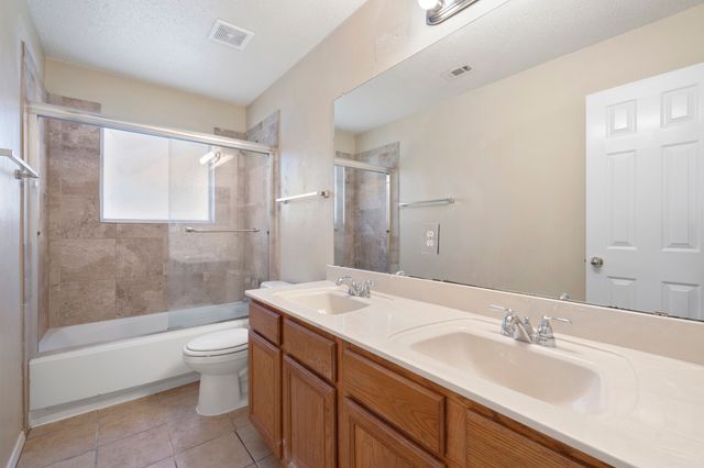 6917 Club Creek Drive, Fort Worth, TX 76137