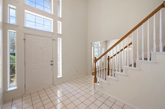 6917 Club Creek Drive, Fort Worth, TX 76137