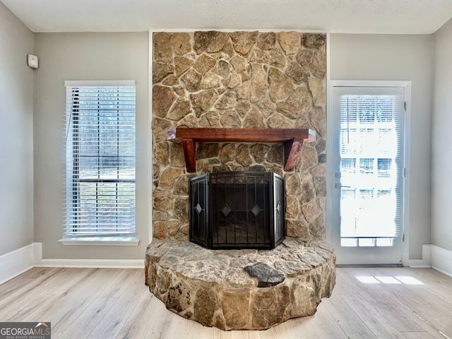 134 Carrollwood Drive, Fayetteville, GA 30215