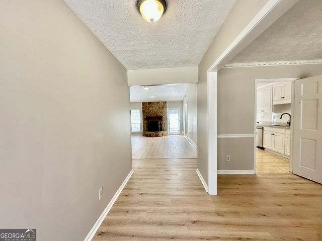 134 Carrollwood Drive, Fayetteville, GA 30215