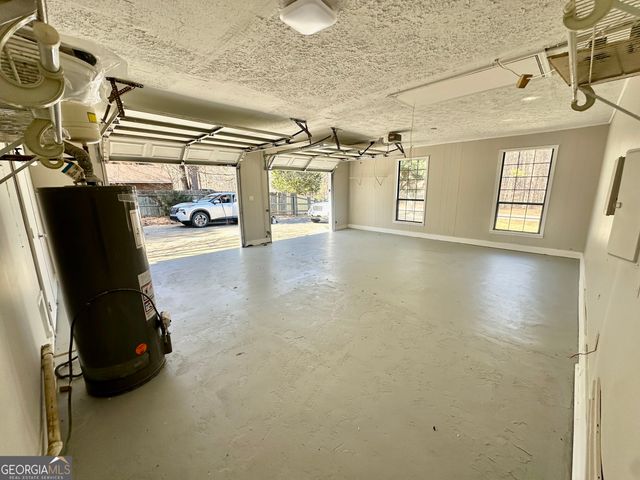 134 Carrollwood Drive, Fayetteville, GA 30215