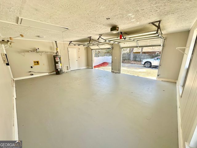 134 Carrollwood Drive, Fayetteville, GA 30215