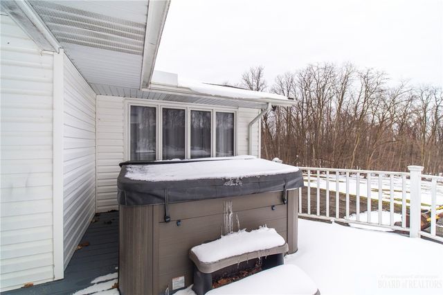 24 Prospect Street, Hanover, NY 14062