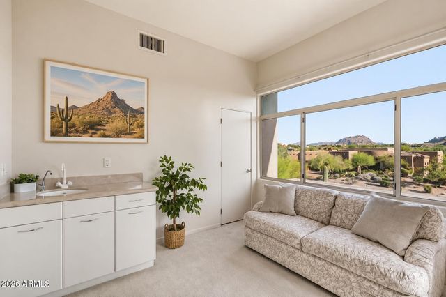 10460 E BALANCING ROCK Road, Scottsdale, AZ 85262
