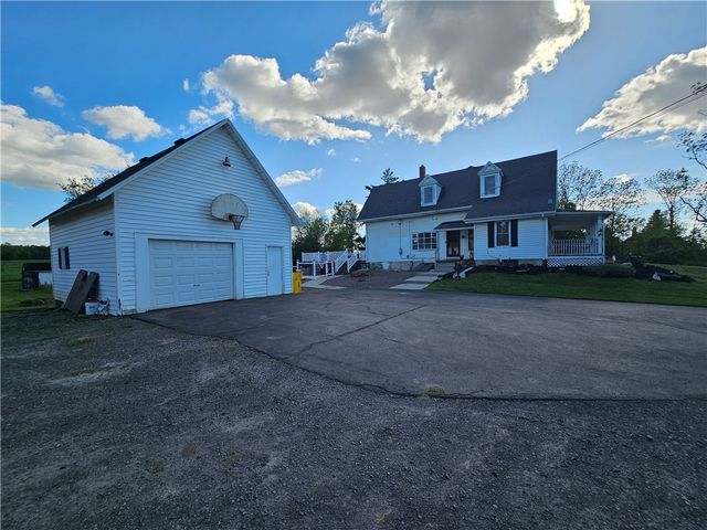 2434 Townline Road, Alabama, NY 14020
