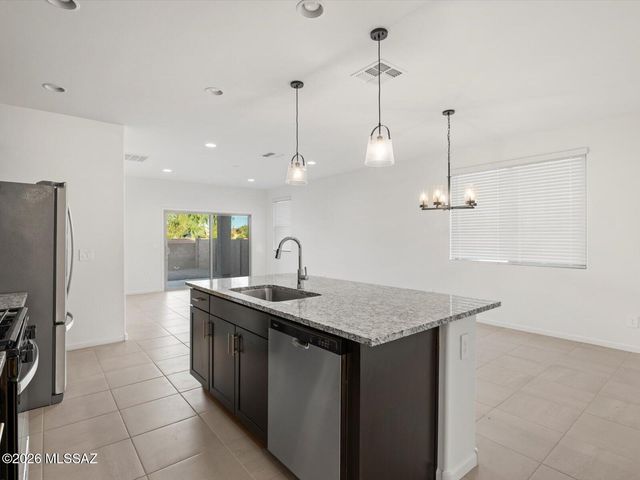 12694 N Fire Brand Street, Marana, AZ 85658