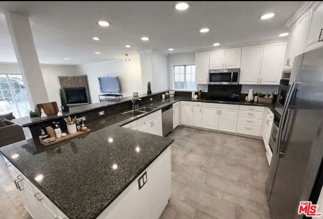 10824 Westminster Avenue, Los Angeles, CA 90034