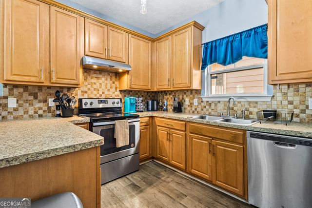 4512 Parkview Square, Atlanta, GA 30349