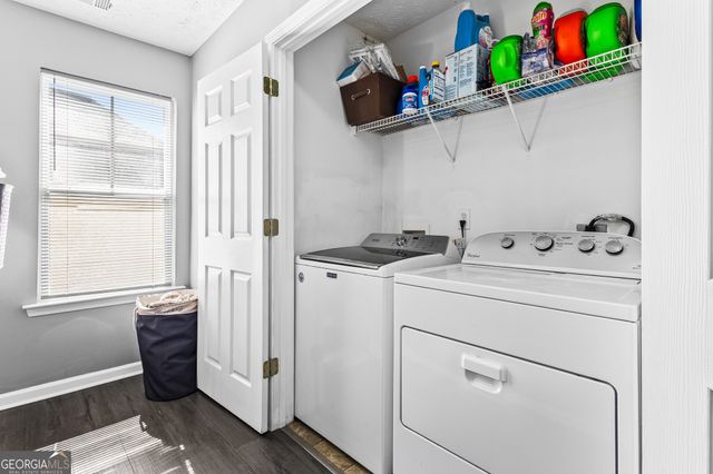 4512 Parkview Square, Atlanta, GA 30349