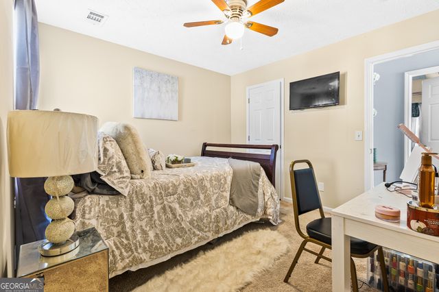 4512 Parkview Square, Atlanta, GA 30349
