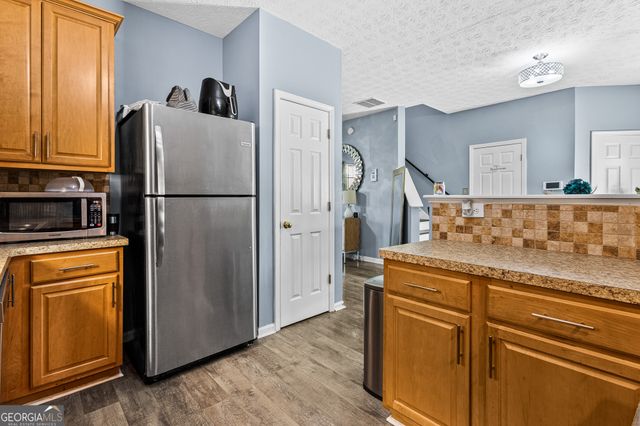 4512 Parkview Square, Atlanta, GA 30349