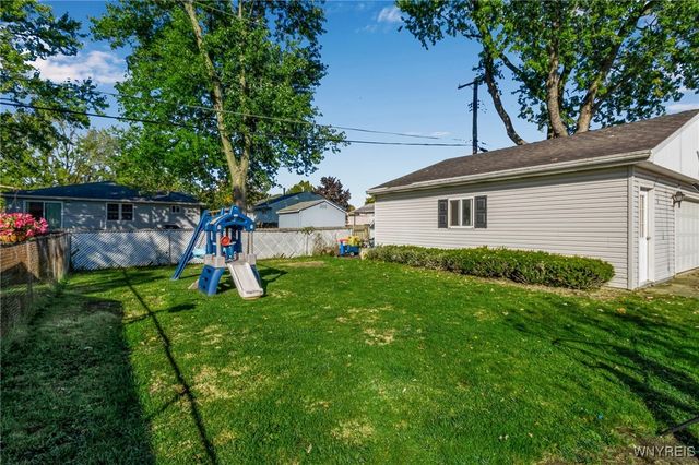 27 Rogers Drive, Cheektowaga, NY 14043