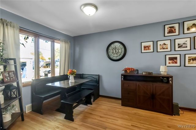 27 Rogers Drive, Cheektowaga, NY 14043