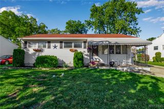 27 Rogers Drive, Cheektowaga, NY 14043