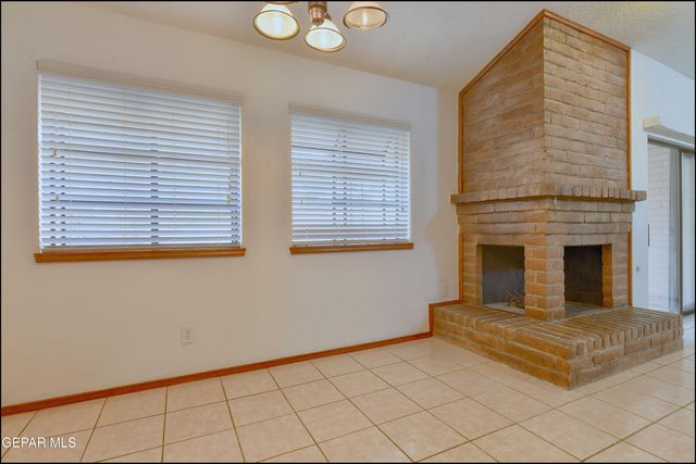 7051 PORTUGAL Drive C, El Paso, TX 79912