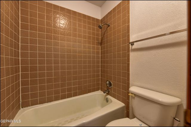 7051 PORTUGAL Drive C, El Paso, TX 79912