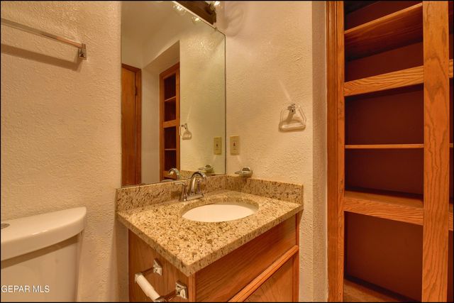 7051 PORTUGAL Drive C, El Paso, TX 79912