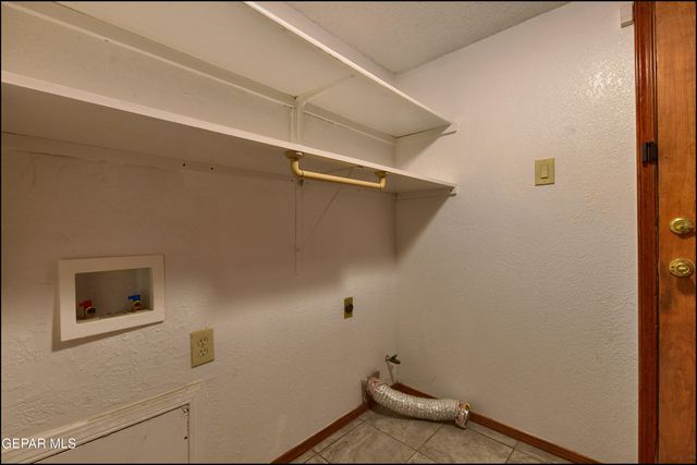 7051 PORTUGAL Drive C, El Paso, TX 79912