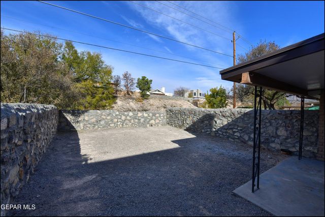 7051 PORTUGAL Drive C, El Paso, TX 79912