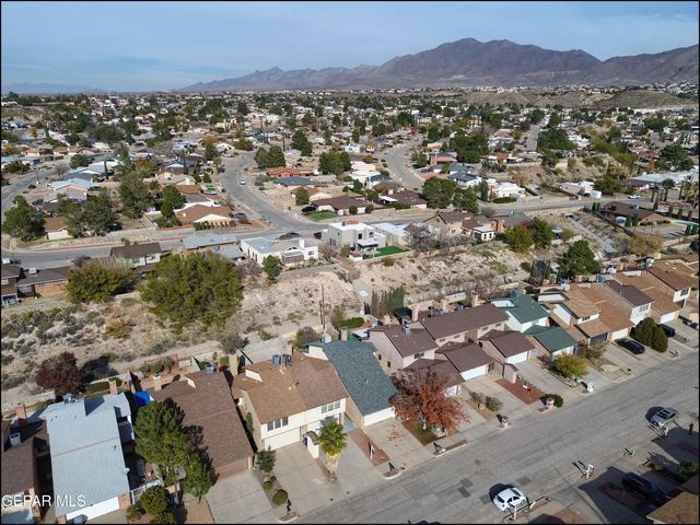 7051 PORTUGAL Drive C, El Paso, TX 79912