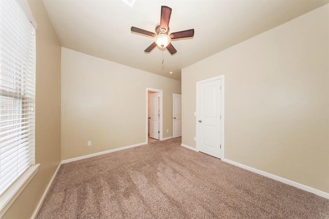 1701 Pinewood Drive, Moore, OK 73160