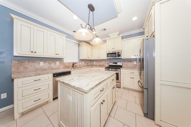 1701 Pinewood Drive, Moore, OK 73160