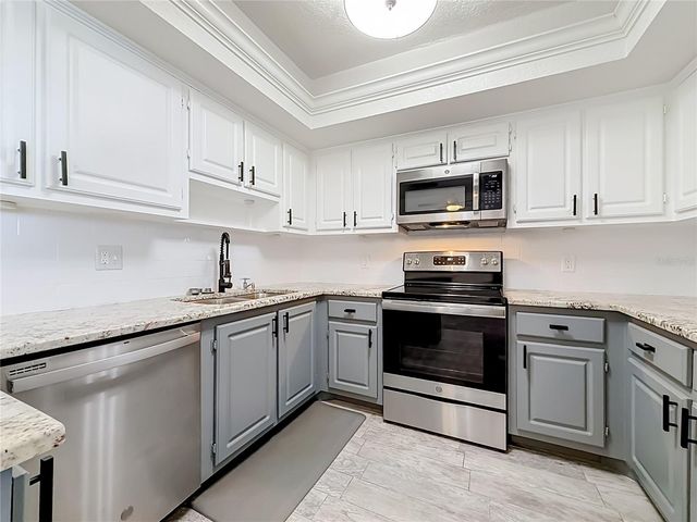 1859 SHORE DRIVE S 303, South Pasadena, FL 33707