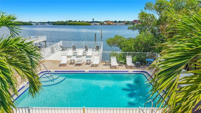1859 SHORE DRIVE S 303, South Pasadena, FL 33707