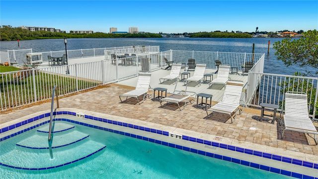 1859 SHORE DRIVE S 303, South Pasadena, FL 33707