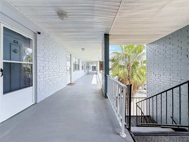 1859 SHORE DRIVE S 303, South Pasadena, FL 33707