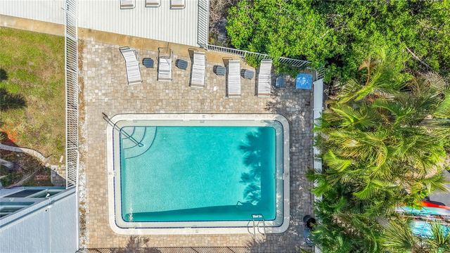 1859 SHORE DRIVE S 303, South Pasadena, FL 33707