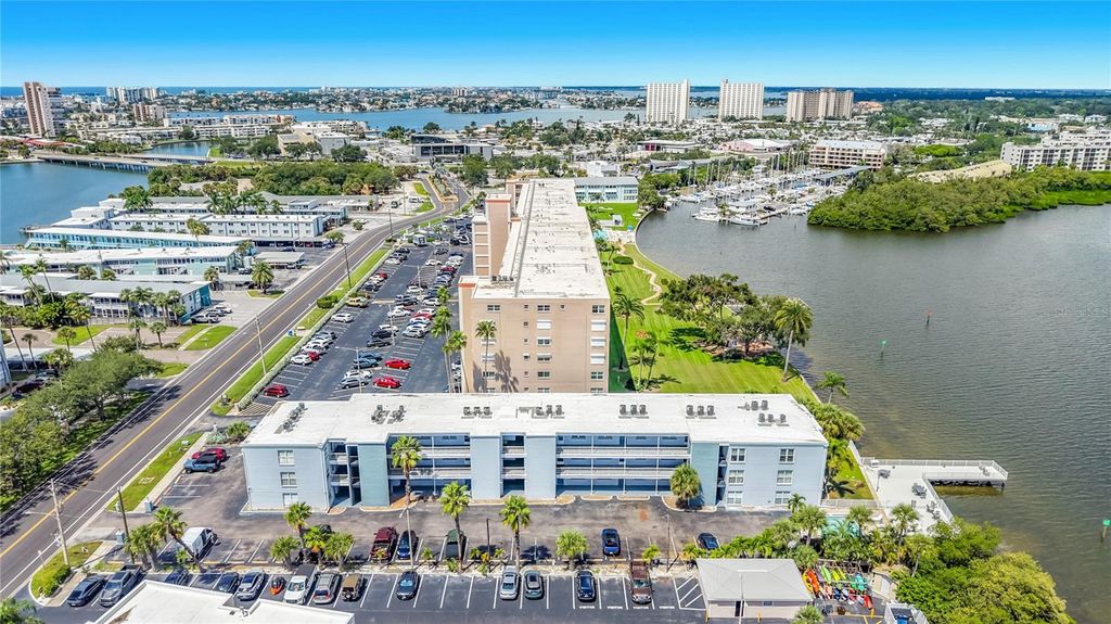 1859 SHORE DRIVE S 303, South Pasadena, FL 33707