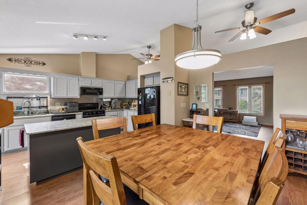 19036 Echo Lane, Farmington, MN 55024 — exterior
