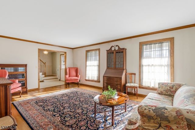 14 Chamberlain Rd, Readington Twp., NJ 08822